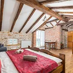 Vila Lamija By Villsy *